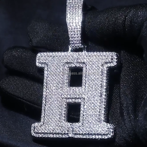 Pendentif personnalisé en argent 925 avec diamant VVS Moissanite, cadeau Hip Hop, pendentif lettre HM, bijoux fins sertis de diamants pour unisexe - Product Image 6