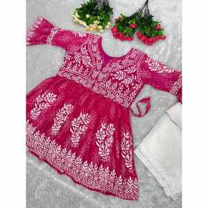 Diseñador Georgette Vestido Casual Impreso Digital Bordado Trabajo Kurti con Rani Palazzo - Product Image 3