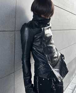 Unisex <b>Black</b> Genuine Leather Moto Jacket <b>Turtleneck</b> Zipper Closure Chains Decoration Slim Fit Regular Length Autumn Style - Product Image 1