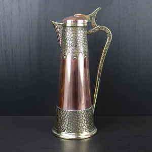 Jarra de Agua de Oro Rosa con Diseño Grabado, Elegante Vajilla para Restaurantes, Hoteles y Uso Familiar - Product Image 1