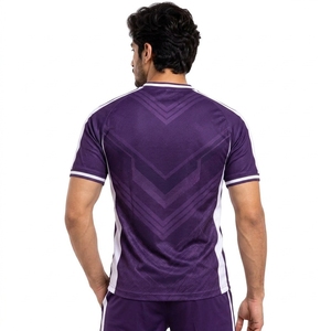 เสื้อฟุตบอลสำหรับฝึกซ้อม น้ำหนักเบา ระบายอากาศได้ดี สวมใส่สบาย ผลิตตามแบบ OEM - Product Image 5