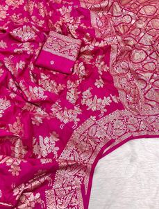 Sari Moderno de Seda Khadi RN, Tejido Suave y Puro, Sari Completo con Blusa con Código de Barras, para Bodas y Fiestas, de Secado Rápido y Sin Arrugas - Product Image 4