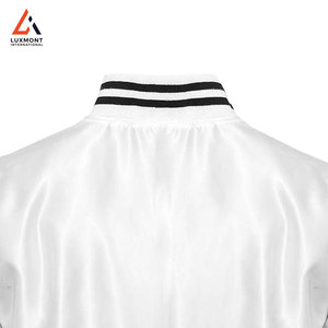 Chaqueta de satén personalizada con puños y cuello acanalados, estilo bomber, elegante chaqueta de invierno para hombre. - Product Image 5
