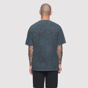 เสื้อยืดกราฟิกยูนิเซ็กซ์ลายวินเทจทรงโอเวอร์ไซส์ผ้าฝ้าย 100% ล้างสีแบบแอซิดวอช ดีไซน์ทันสมัยสำหรับผู้ชายและผู้หญิงใส่ในฤดูร้อน - Product Image 2