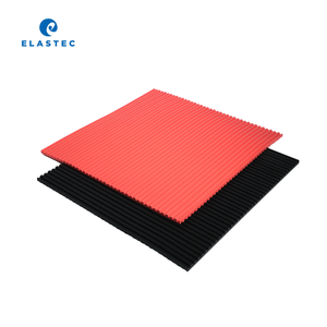 การขึ้นรูปยางแบบกำหนดเองระดับมืออาชีพ |   ชิ้นส่วนซิลิโคน EPDM NBR FKM ของ OEM สำหรับซีลปะเก็น ป้องกันการสั่นสะเทือน และการปกป้อง - Product Image 3