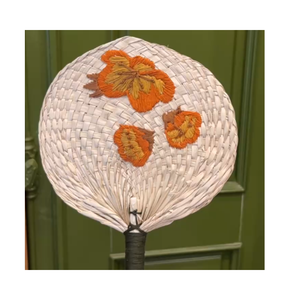 Abanico Artesanal Ecológico de Bambú con Diseño Floral, Arte Folclórico Tradicional, Recuerdo de Hoja de Palma Natural - Product Image 5