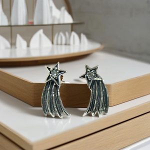 Usine de vente en gros de bijoux en argent 925 Falling Star Stud Earpin Design en Thaïlande - Product Image 1