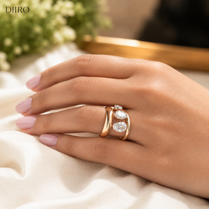 Bague de fiançailles en moissanite de créateur, ovale, triple diamant, cadeau de mariage, plaqué or jaune, bague de promesse - Product Image 2