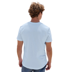 เสื้อยืดคอกว้างผู้ชาย สีฟ้า 100% ผ้าฝ้ายหรูหรา พรีชรังก์ พรีเมียม แขนสั้น ระบายอากาศได้ดี ทรงพอดีตัว - Product Image 1