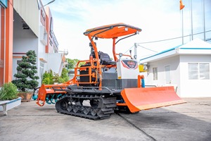 HOGICO 80VN High Efficiency Turbo Rubber Crawler Tractor New for 80HP Engine Highly Fuel Saving <b>Cultivation</b> Gearbox Bearing - Product Image 4