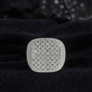 แหวนผู้ชายสุดหรู เงินแท้ 925 ประดับเพชรเต็มวง สไตล์ฮิปฮอป ผ่านการทดสอบเพชร แหวนมอสซาไนต์ VVS - Product Image 1