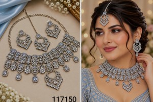 Parure de bijoux ethniques de luxe indiens pour mariée, comprenant un collier, des boucles d'oreilles pendantes et un ensemble Mang Tika, plaqué or antique, parure de collier AD - Product Image 4