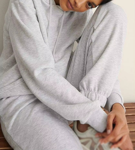 Sudadera con Capucha para Mujer, Estilo Casual, Holgada, Personalizada, Color Gris Jaspeado, Talla Grande, 100% Algodón Premium, Ropa Urbana - Product Image 3