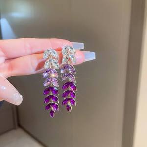Boucles d'oreilles de luxe plaquées argent, style minimaliste, en forme de plante, avec moissanite taille marquise, bijoux de mariage et de fête pour femme, en argent 925 - Product Image 3