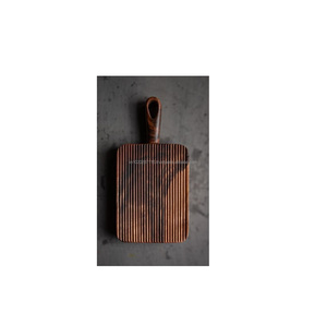 Planche à découper en bois poli extra lisse avec bords arrondis pour éviter les accidents et améliorer la sécurité de la cuisine - Product Image 1