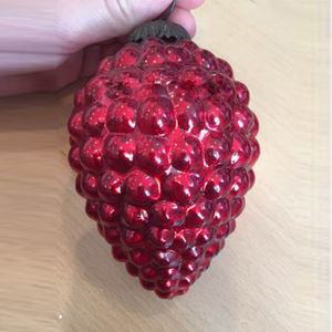 Adorno Navideño Colgante de Metal Rojo de Diseño Moderno con Caja de Acabado Personalizado de la Mejor Calidad, Santa Claus - Product Image 2