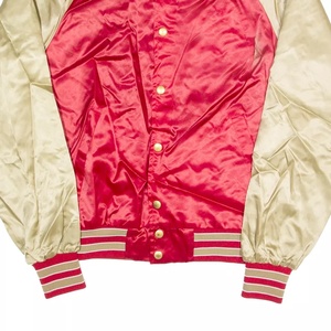 เสื้อแจ็คเก็ตเบสบอลวิทยาลัยแบบ Letterman สีชมพู ผ้าซาติน ทรงบอมเบอร์ คุณภาพเยี่ยม แฟชั่นลำลองระดับพรีเมียม สำหรับผู้ชายและผู้หญิง - Product Image 4