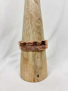 Brazalete Magnético de Aluminio Martillado, Regalo Religioso, Aluminio Natural Puro Hecho a Mano, Terapia para la Artritis, de la India, Venta al por Mayor - Product Image 2