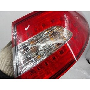 Luz Trasera Derecha Usada Optima 924022T0 - Product Image 2