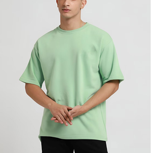 T-shirt d'entraînement léger et respirant pour homme – Vêtement de sport ultra-performant à séchage rapide pour le fitness - Product Image 2