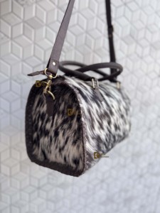 2026 New Arrival Cowhide Leather Speedy Bags High Quality Large Size Fashion Cross Body Shoulder Bag Women Daily Use Bag - Product Image 3