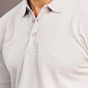 Polo pour homme, idéal pour les loisirs, les voyages et les sorties décontractées - Product Image 2