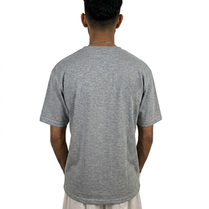 เสื้อยืดคอกลมออกกำลังกายผู้ชายขายส่ง พิมพ์ลายได้ตามสั่ง ผ้าโพลีเอสเตอร์/คอตตอน 220GSM เนื้อนุ่ม ใส่สบายสำหรับฤดูร้อน เสื้อยืดผ้าไหมเรียบสำหรับผู้ชาย - Product Image 2