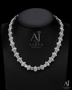 สร้อยคอเทนนิสโมอิสซาไนต์ชุบแพลตตินัมเงินแท้จาก AARVA JEWELS ดีไซน์แบบ Iced Link Chain ทรง Brilliant Cut เหมาะสำหรับงานปาร์ตี้และงานแต่งงาน - Product Image 2