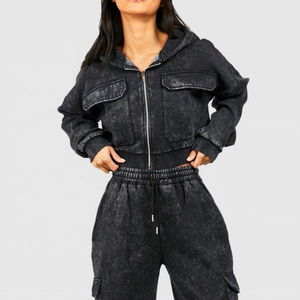 ชุดวอร์มผู้หญิงขายดี ทรงเข้ารูป ผลิตในปากีสถาน พร้อมโลโก้ คุณภาพดีที่สุด - Product Image 5