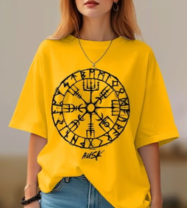 เสื้อยืดพิมพ์ลายกราฟิกโลโก้แบบกำหนดเองสำหรับผู้หญิง ทรงโอเวอร์ไซส์ ผ้าฝ้าย 100% สไตล์วินเทจ ขาดๆ แบบดิสเทรส แขนสั้น ผ้าหนา 240 GSM ผ้าฝ้าย 100% - Product Image 4