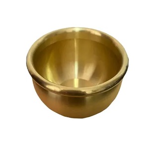 Cendrier en cuivre jaune gravé robuste à 4 fentes, grand cendrier en métal pour cigarettes, pour la maison et le bureau, cadeaux pour hommes - Product Image 5