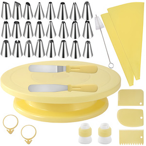 مجموعة أدوات تصميم الكيك مع فوهات تزيين ووصلات تزيين أساسية لمحبي الكب كيك والحلويات - Product Image 1