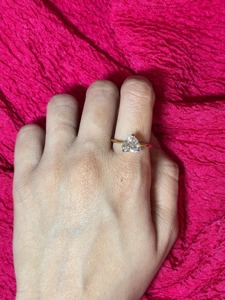 Anillo de Diamante Cultivado en Laboratorio con Corte Corazón, Certificado por IGI y Claridad VVS, en Oro Amarillo de 14K, Joyería Fina para Mujer - Product Image 1