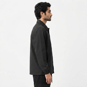 Chaqueta Clásica Estilo Coach, Ligera, Resistente al Agua, Cierre Completo con Botones a Presión, Dobladillo Ajustable, Corte Cómodo y Relajado, Estilo Casual - Product Image 3