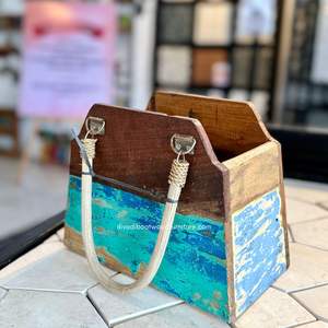 Pots de fleurs / Sacs à fleurs en bois de bateau recyclé couleur naturelle pour la maison, le jardin et l'extérieur, jardinière décorative en rotin/mendong, petit modèle - Product Image 4