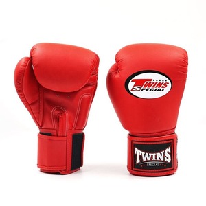 Guantes de boxeo personalizados para gemelos, hechos a medida, de primera calidad, 100% cuero vacuno genuino, color rojo, para adultos. - Product Image 1