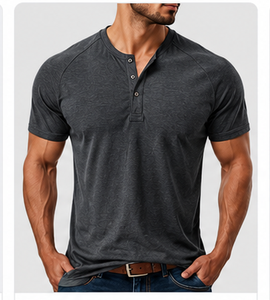 Camiseta de Punto para Hombre, Cuello en V, Color Gris Oscuro, Manga Corta, Transpirable, de Secado Rápido, Estilo Safari, Corte Regular, Largo Regular - Product Image 1