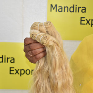 100% Natural Raw Brazilian Virgin Deep Wave Blonde Color Bundles Ondulado Suelto Super Wave Style Temple Extensiones de cabello humano - Product Image 1