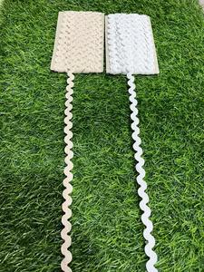 ผ้าลูกไม้ริคเรคคุณภาพสูง ทำจากเส้นด้ายอย่างดีเพื่อความเงางามและทนทานยาวนาน - Product Image 3