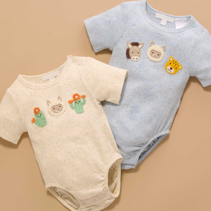 Mono de bebé recién nacido de calidad súper suave, estampado navideño con diseño de animales y Papá Noel, ropa de bebé para niños pequeños, India. - Product Image 6