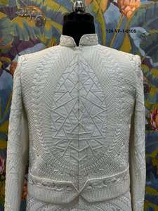 Sherwani para Hombre con Patrón de Escudo Mandala, Sin Arrugas, Festivo, para Boda, Base de Seda Vergo Premium, Color Marfil Tonal con Cuentas, Atuendo Tradicional - Product Image 4