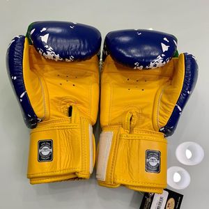 ถุงมือชกมวย TWINS รุ่น Professional สำหรับฝึกซ้อมมวยไทย ต่อสู้ ระบายอากาศได้ดี ซับเหงื่อ ปิดด้วยแถบตีนตุ๊กแก รุ่น RL-BG-182 - Product Image 3