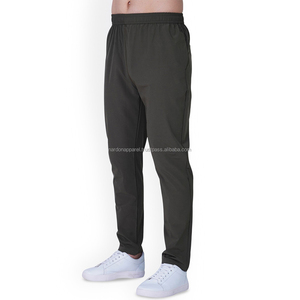 Nardon Apparels Heavy Daily Wear Chándal de poliéster Cómodo y amigable con la piel para damas y caballeros Uso en el gimnasio - Product Image 5