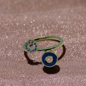 Anillo Abierto Ajustable de Oro Puro de 22K con Diseño Circular de Esmalte Azul |   Anillo de Dedo Minimalista Hecho a Mano en Oro para Mujer - Product Image 4