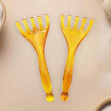 Peine de masaje de resina duradero para desenredar el cabello grueso, rizado y liso, y para una experiencia de masaje suave en el cuero cabelludo. - Product Image 5