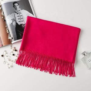 Nuevo diseño Cachemira Argyle Bows Bufanda Suave Sensación Suave Bufanda de invierno de alta calidad para mujer - Product Image 4