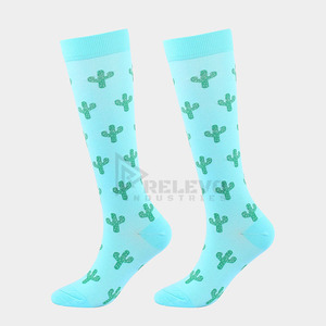 Performance <b>Compression</b> <b>Socks</b> for Running Professional design Sports <b>Socks</b> Breathable Fabric For Athletic <b>Socks</b> - Product Image 3