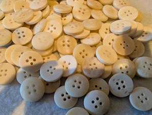 High Quality Custom Round 4-Hole Buffalo Horn Animal Style Durable <b>Handmade</b> Sewing Buttons for <b>Clothes</b> Shirt Suit buffalo bone - Product Image 1