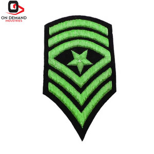 Écussons brodés personnalisés pour manches, en matériau durable, pour uniformes et vêtements, avec dentelle thermocollante, à vendre - Product Image 6