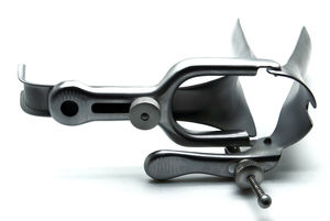 Manual Stainless Steel Orthopedic Surgical Double Bladed Speculum Instrument Set Customized Color Logo By <b>Blush</b> Surgical - Product Image 2